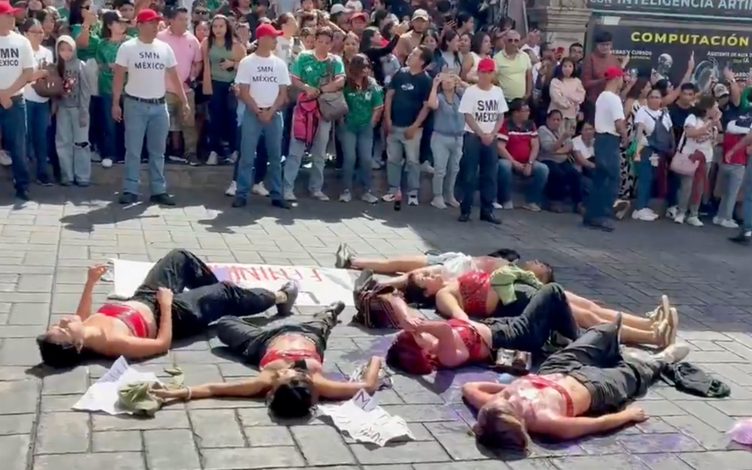 “En la cara de la gente se mata a las mujeres”: estudiantes lanzan “antigrito” en Morelos
