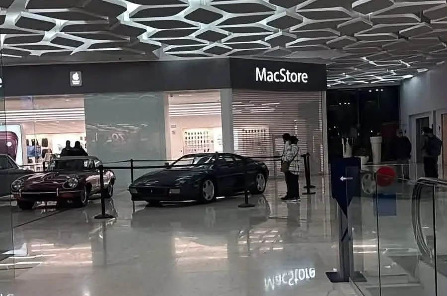 Así fue el asalto a MacStore en San Andrés Cholula: siete sujetos armados robaron iPhones y iPads