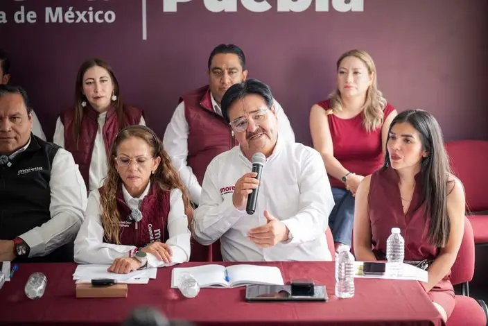 Renuncian integrantes de dirigencia de Morena en Puebla para buscar candidaturas en 2027