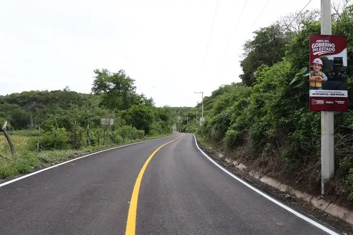 Nueva carretera recorta una hora el traslado entre la Mixteca y Morelos