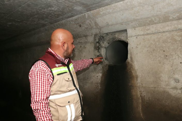 Refuerzan sistema pluvial en bulevar 5 de Mayo para prevenir inundaciones en Puebla