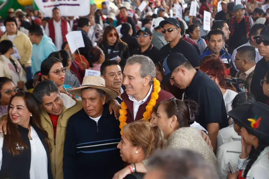 Pepe Chedraui destaca construcción de puente, seguridad y apoyos sociales en San Miguel Canoa