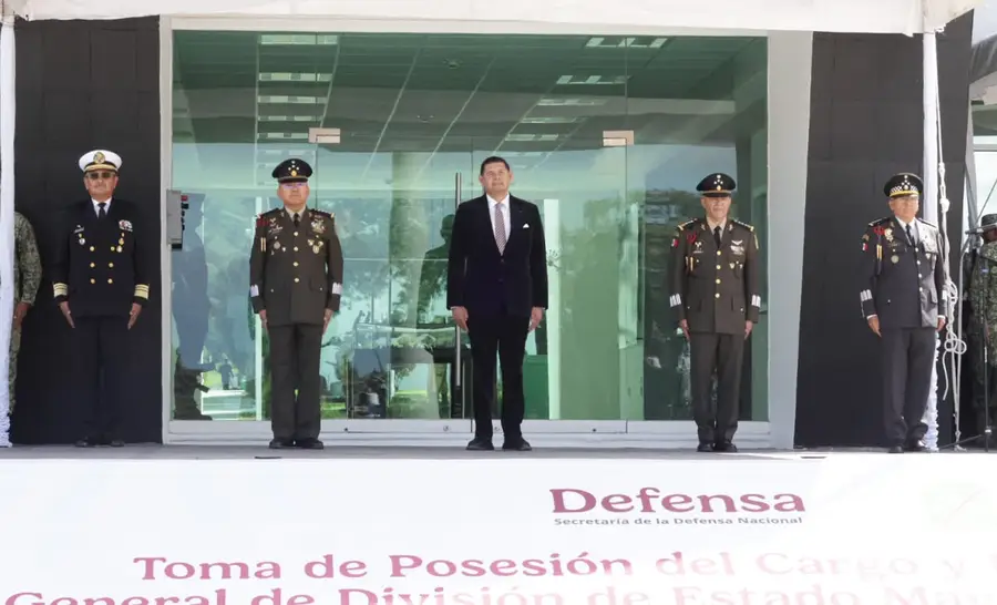 Alejandro Vargas González asume mando de la VI Región Militar; Armenta refrenda coordinación en seguridad